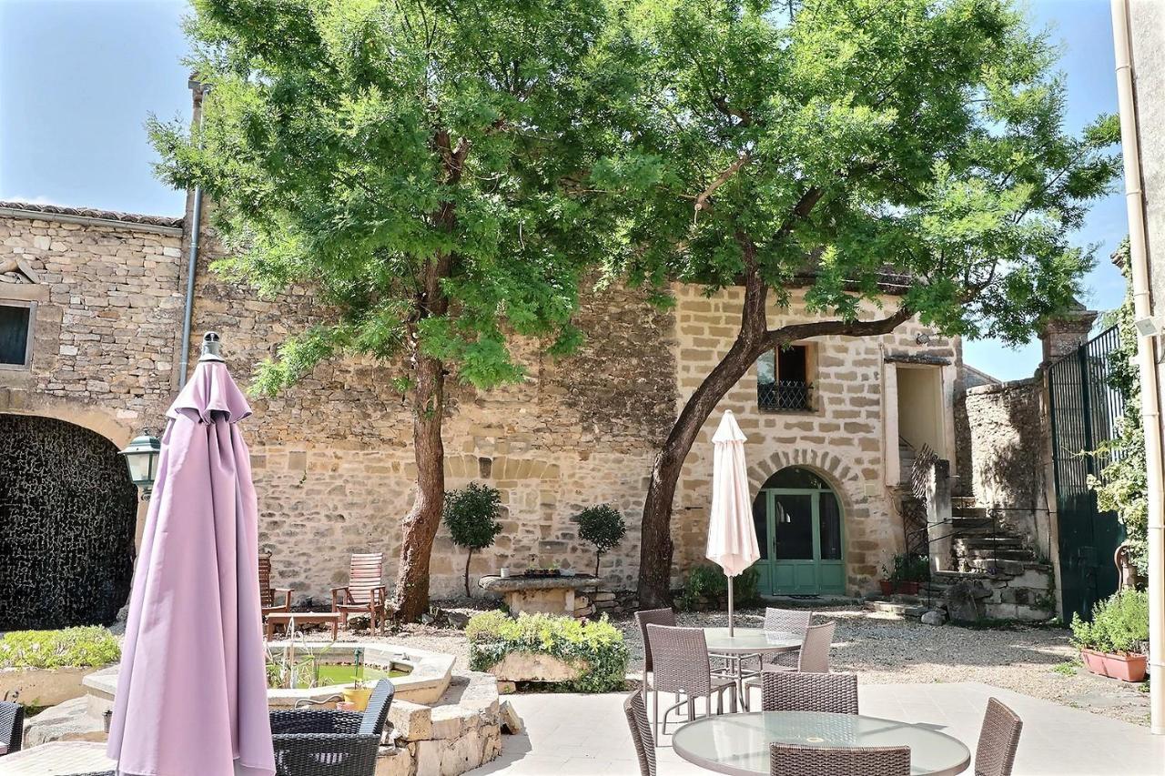 特雷耶城堡庄园度假屋 Montaren-et-Saint-Médiers 外观 照片