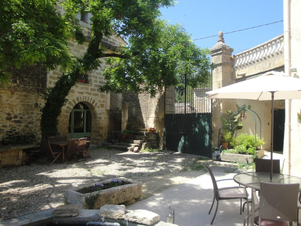 特雷耶城堡庄园度假屋 Montaren-et-Saint-Médiers 客房 照片